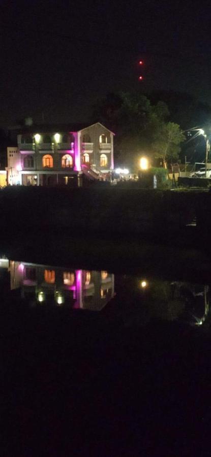 Magadh Resort ,In Fort Panhala Hotel Panhāla エクステリア 写真