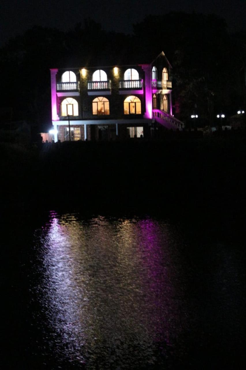 Magadh Resort ,In Fort Panhala Hotel Panhāla エクステリア 写真